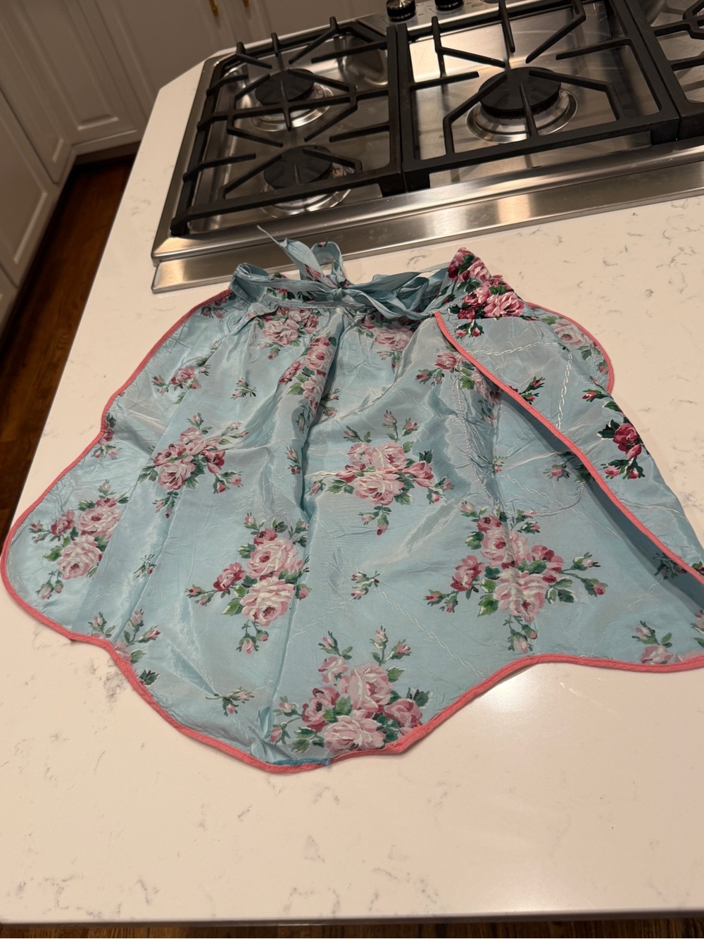 Vtg. Blue Pink Rose Half Apron Cottagecore Floral Pocket Retro Kitchen Hostes - Picture 4 of 6